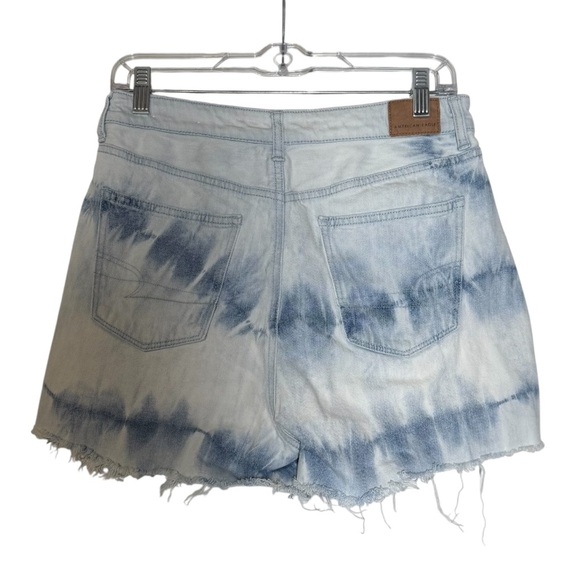 American Eagle Jean Shorts Highest Rise Mom Short Tie Dye Wash Blue Size 8 Jorts - Picture 2 of 10